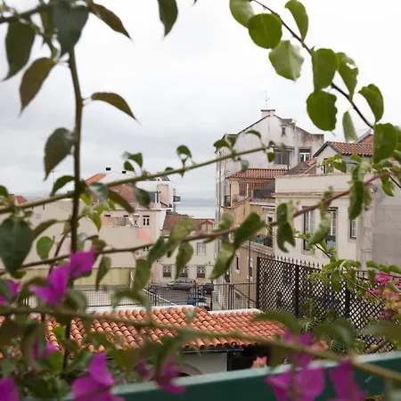 Flh Lapa Terrace With View * Lizbona